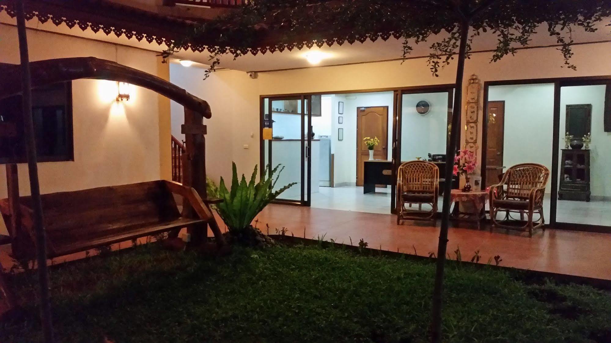 Villa Oranje Chiang Mai Bagian luar foto